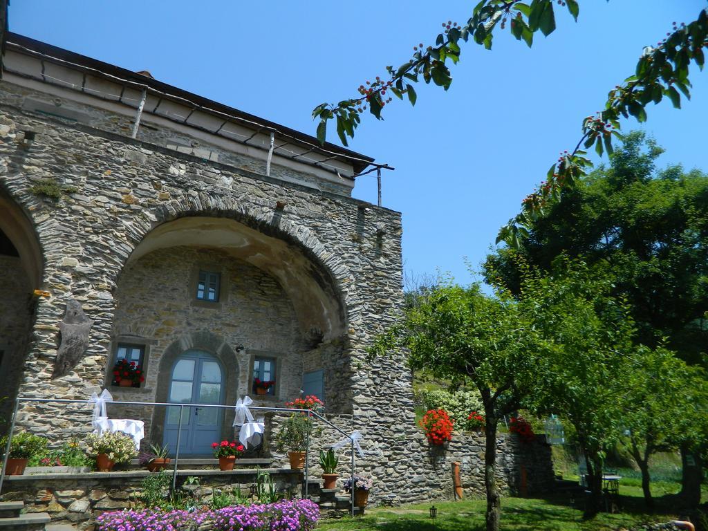 Agriturismo Casa Turchetti Comano  Екстериор снимка
